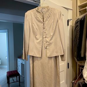 Mother of the bride suit